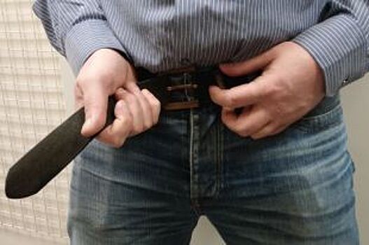 Педофил месяц насиловал 12-летнего мальчика в поезде метро в Петербурге