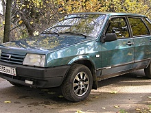 В РФ выставили на продажу ВАЗ-21099 с маленьким пробегом