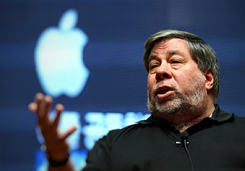 Стив Возняк призвал гиганта Apple разделиться на разные компании