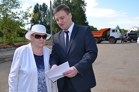 Вмешательство общественной приемной губернатора позволило начать ремонт дорог у ЦРБ Тутаевского района