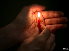 Екатеринбурженка два года живет без света из-за долга в 700 тысяч. «Ем на работе»