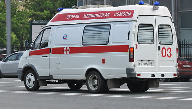 Карета скорой помощи и автобус столкнулись на юго-западе Москвы