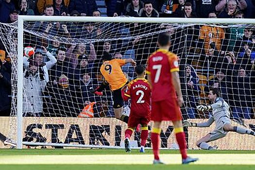 Худшая команда АПЛ продлила серию без побед до четырех матчей