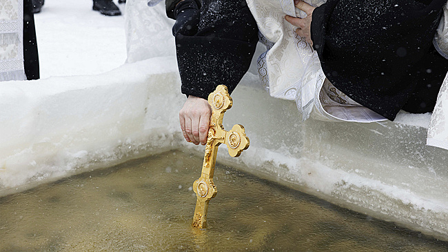 В Салехарде началась подготовка к Крещению