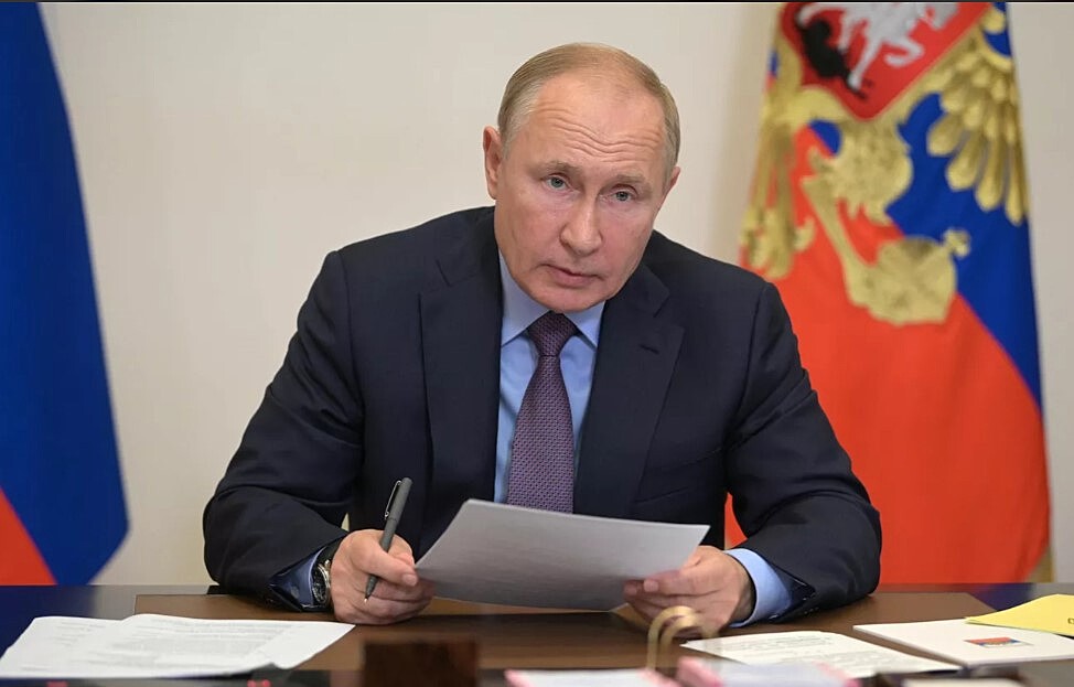 Путин заявил о создании резервной валюты на основе корзины БРИКС