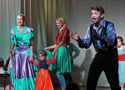 Молодые актеры Приморья учатся мастерству у мэтров