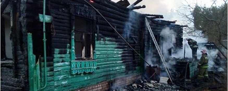 В Калининском районе на пожаре погибла супружеская пара