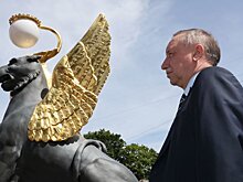 Александр Беглов усилит контроль за поручениями из соцсетей