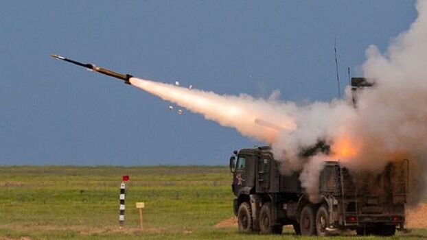 Российский ЗРПК "Панцирь-С" может сбивать ракеты HIMARS из США со стопроцентной точностью