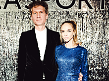 Сысоева пришла на открытие флагмана ZASPORT в дерзких пайетках и колготках в звездочку, а Казанова — в трикотаже по фигуре