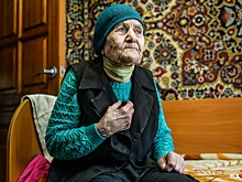 «Тяжелая жизнь мне досталась»: история 102-летней бабушки, которая пережила всю свою семью