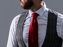 Стилист перечислила самые трендовые аксессуары для мужчин